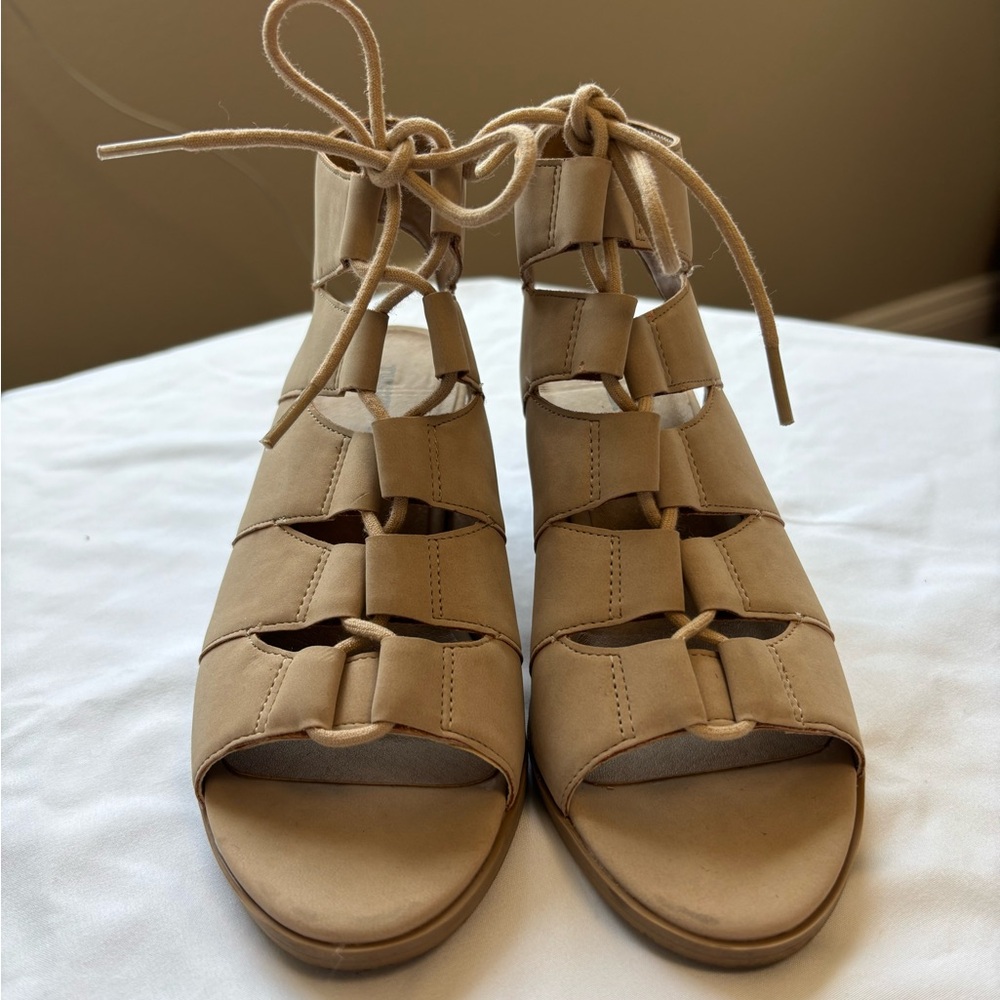 Girl’s Tan Lace-Up Sandals